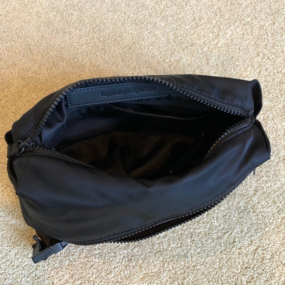 Lululemon Bag. - Picture 5 of 5
